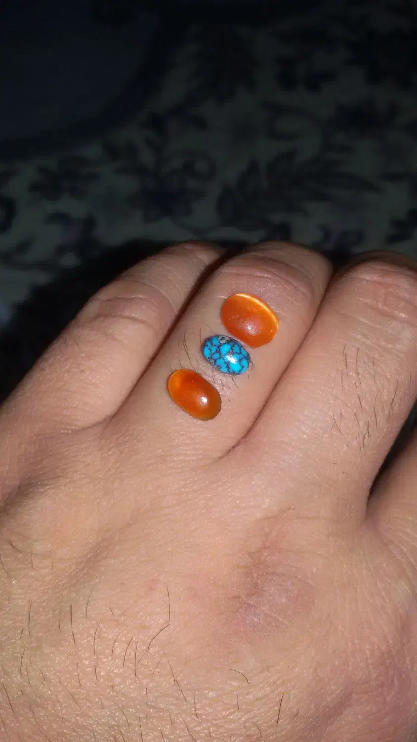 نگین انگشتر|جواهرات|قم, قلعه کامکار|دیوار