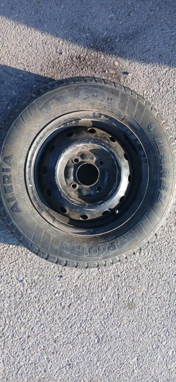 لاستیک بارز|قطعات یدکی و لوازم جانبی|شیراز, شریفآباد|دیوار