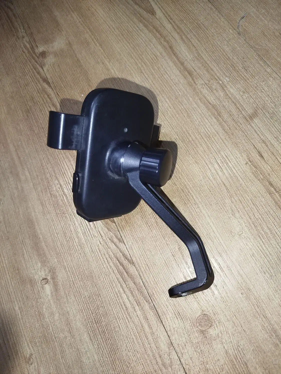 هولدر موتوری پایه فلزی|لوازم جانبی موبایل و تبلت|مشهد, جاهد شهر|دیوار