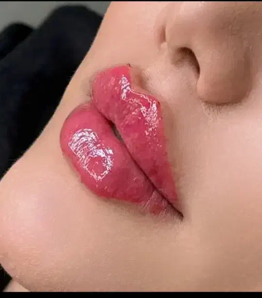مدل ژل لب روسی۳۵۰ونخ لیفت۷۰۰وو فول فیس وژل بادی۵۰۰|خدمات آرایشگری و زیبایی|تهران, آهنگ|دیوار