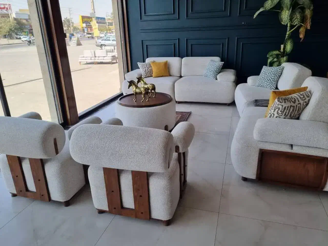 تولیدی مبلمان داریوش اقساط بدون سود لوپز پلاس|مبلمان خانگی و میز عسلی|بم, |دیوار