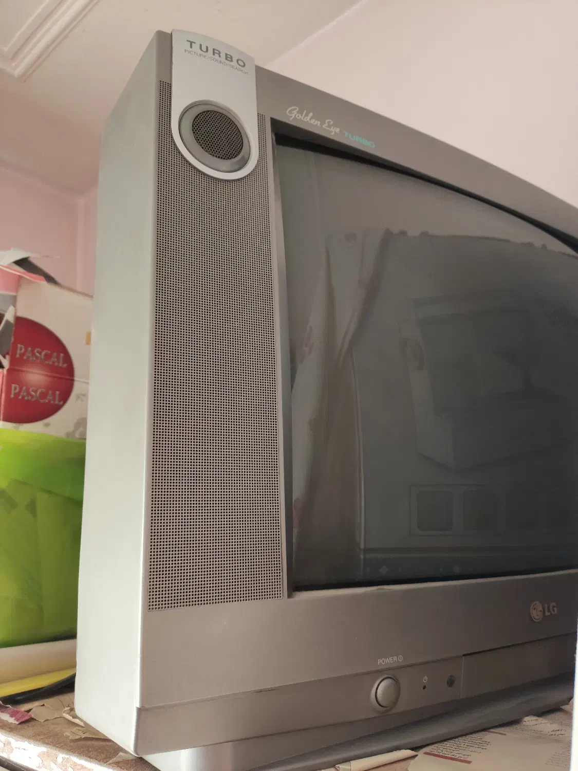 تلویزیون LG|تلویزیون و پروژکتور|شاهین‌شهر, مخابرات (شهید بهشتی)|دیوار