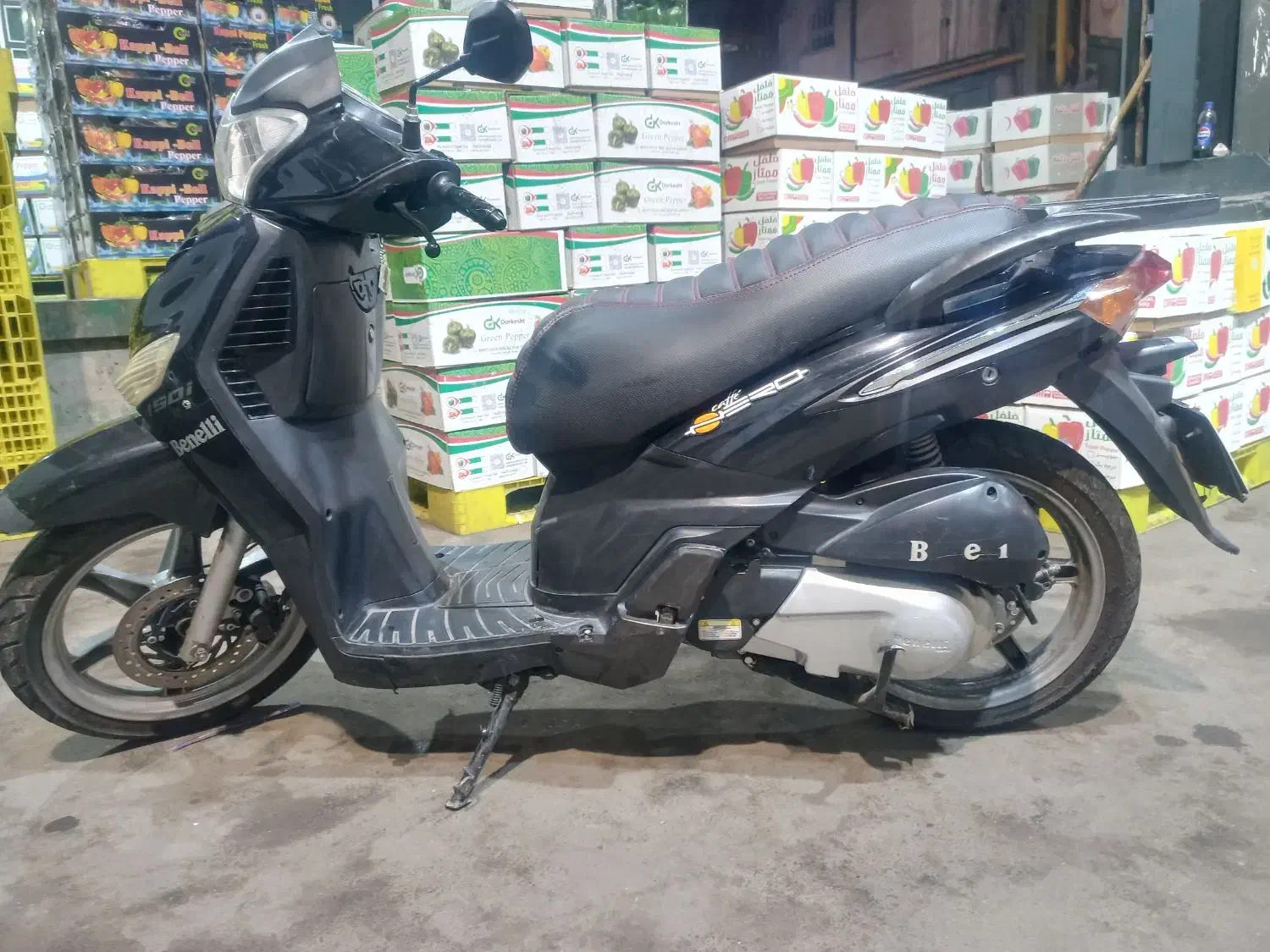 بنلی کافه نرو|موتورسیکلت|تهران, میدان میوه و تره‌بار مرکزی|دیوار