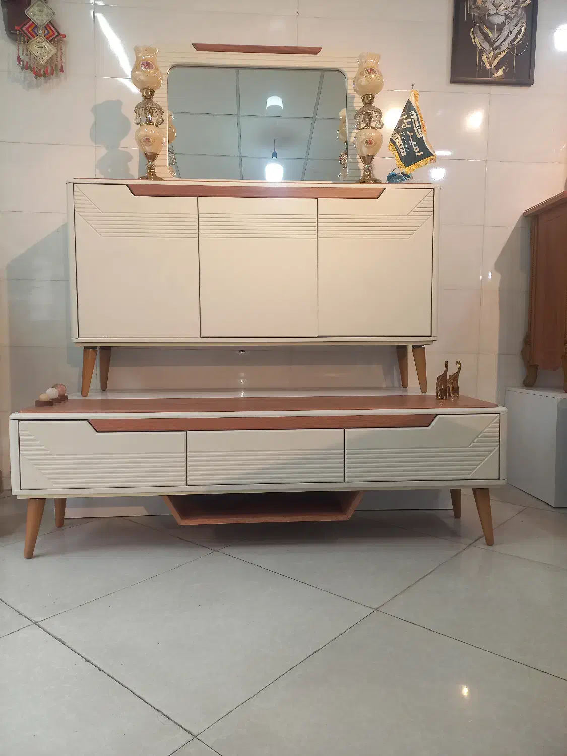 انواع آینه کنسول در گالری امیر پارسا|بوفه، ویترین، کنسول|تهران, شهید رجایی|دیوار