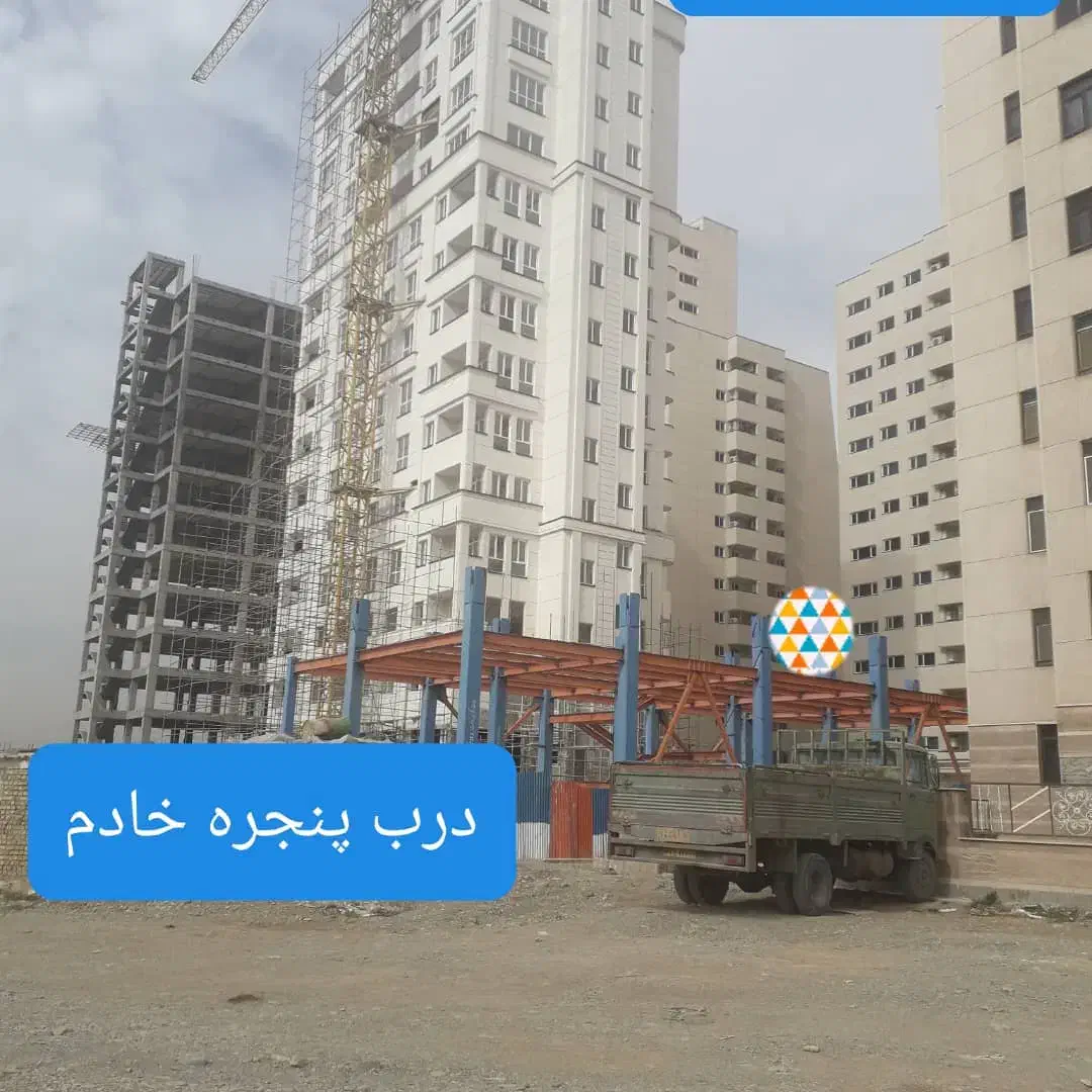 درب و پنجره دوجداره و upvc خادم|خدمات پیشه و مهارت|تهران, جنتآباد جنوبی|دیوار