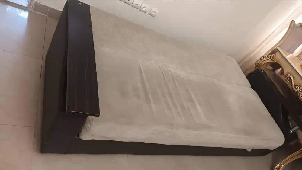 کاناپه تختخوابشو و تعدادی لوازم منزل|مبلمان خانگی و میز عسلی|تهران, سید خندان (جلفا)|دیوار
