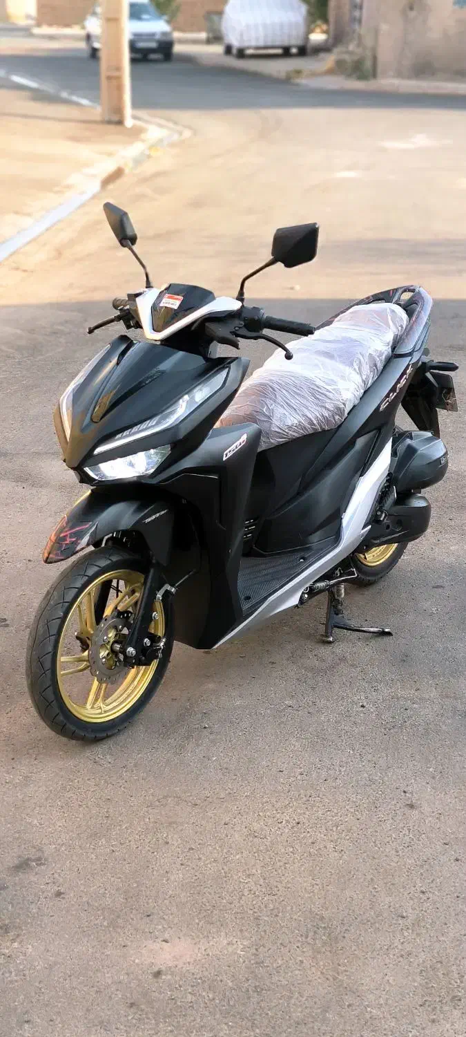 کلیک ۱۵۰ نو فروش فوری|موتورسیکلت|قزوین, |دیوار