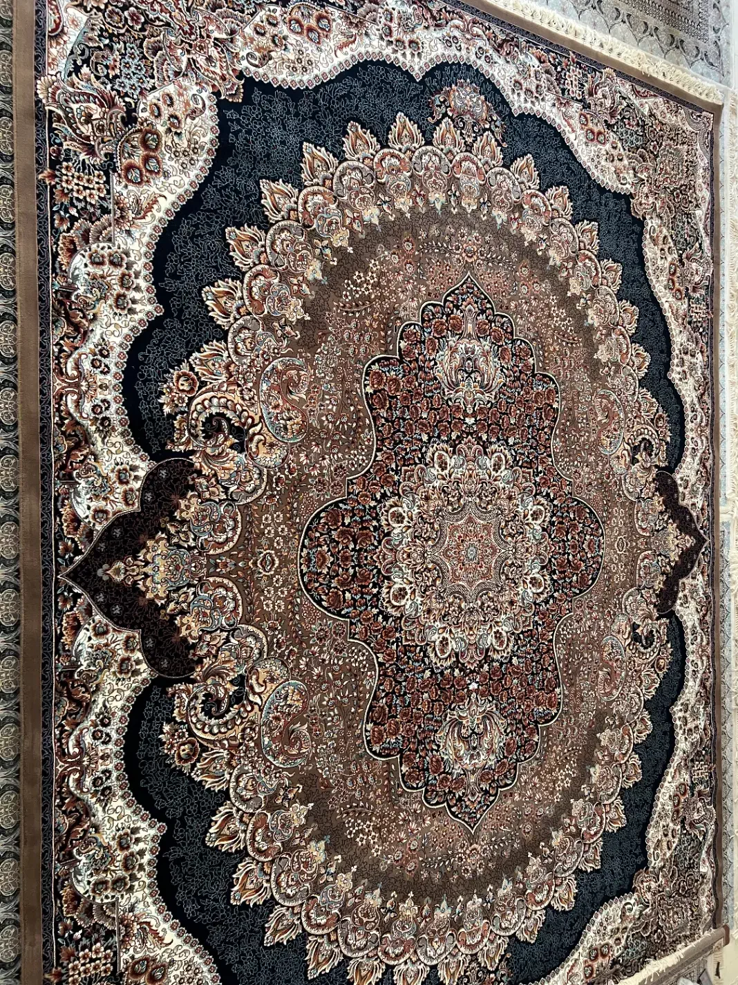 فرش ۱۲ نشونی نو|فرش|زارچ, |دیوار