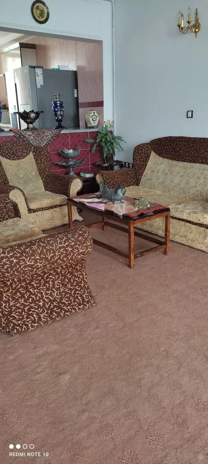 مبل خانگی و میز عسلی|مبلمان خانگی و میز عسلی|اردبیل, |دیوار