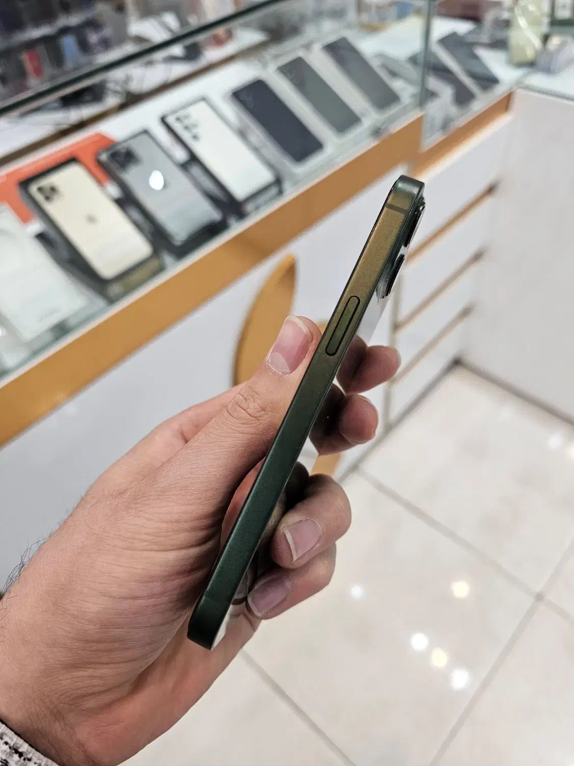 خرید و فروش انواع موبایل ایفون 13 دست دوم|موبایل|یزد, |دیوار