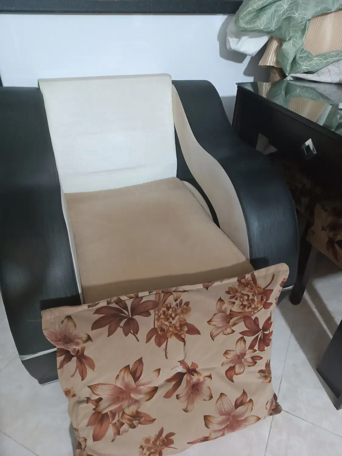 مبلمان|مبلمان خانگی و میز عسلی|رباط‌کریم, رباط‌کریم|دیوار