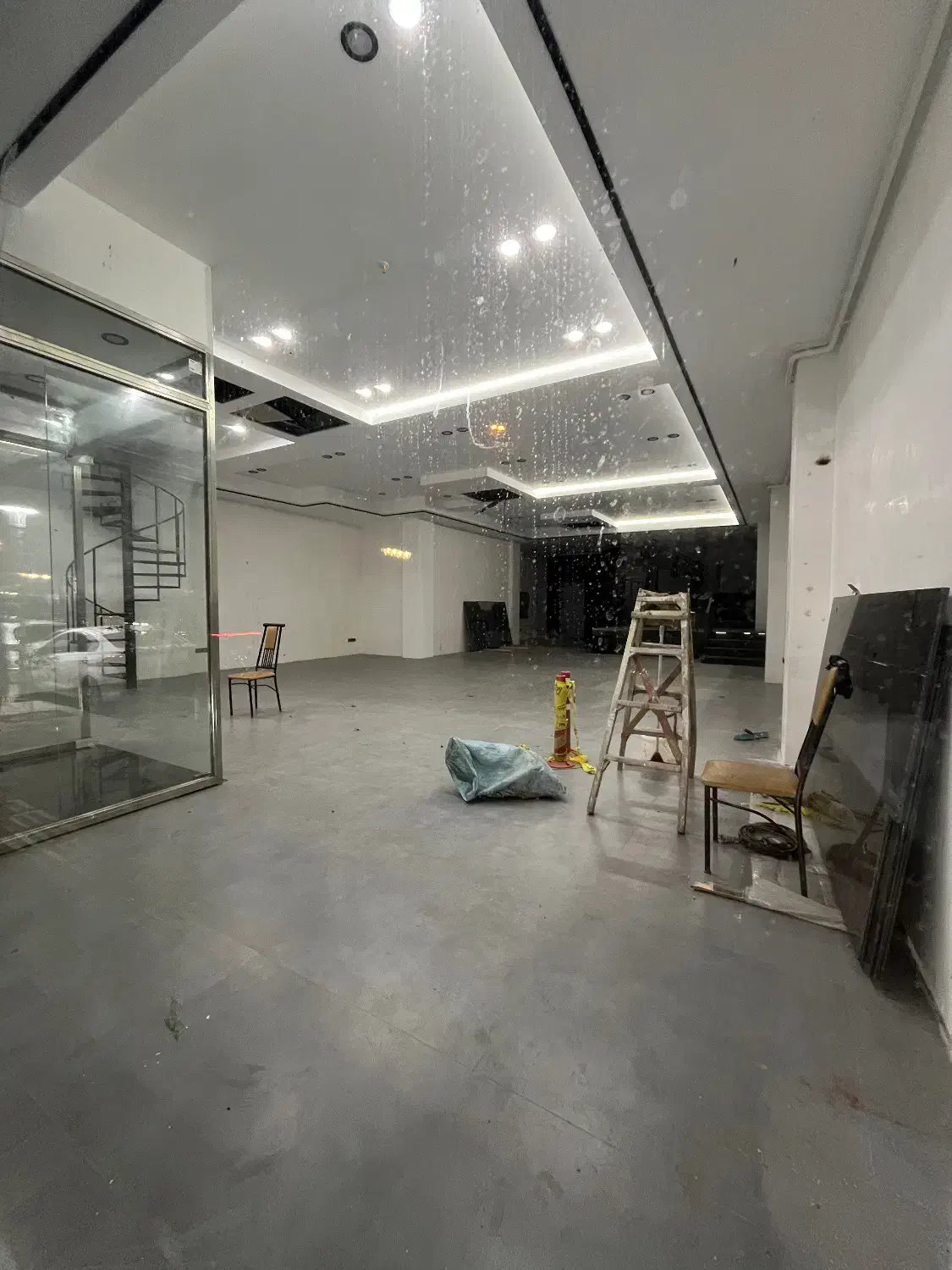 اجاره مغازه در بلوار انصاری رشت|اجارهٔ مغازه و غرفه|رشت, گلباغ نماز|دیوار