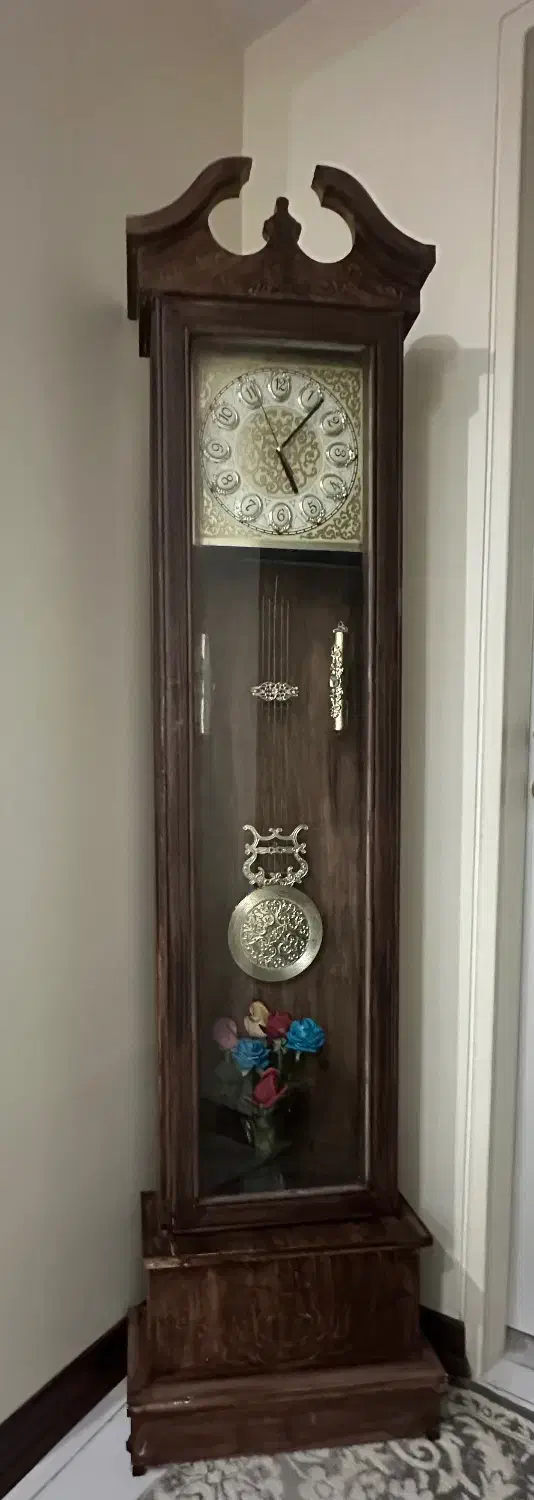 ساعت ایستاده|ساعت دیواری و تزئینی|تهران, آهنگران (سراسیاب دولاب)|دیوار