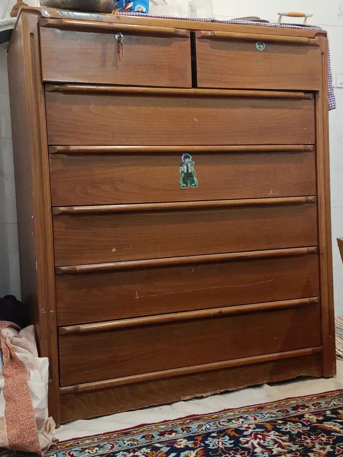 کمد دراور|جاکفشی، کمد، دراور|پرند, فاز ۵|دیوار