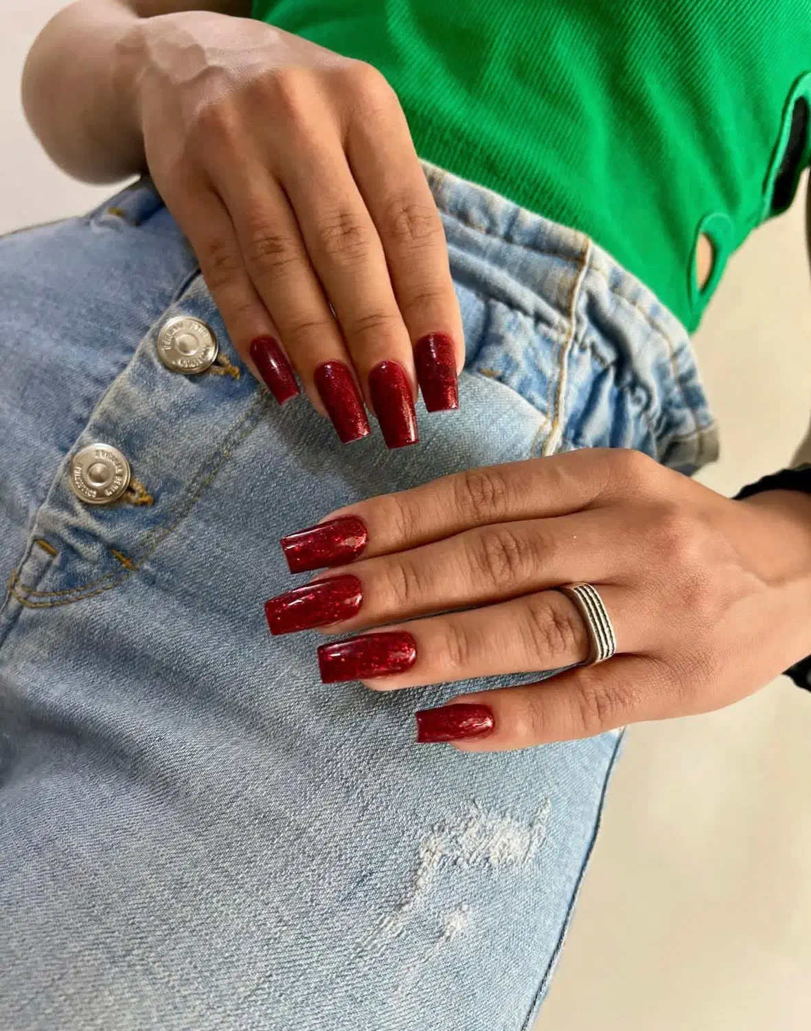 کاشت ناخن(ترمیم،آموزش اصولی)|خدمات آرایشگری و زیبایی|مشهد, بهمن|دیوار