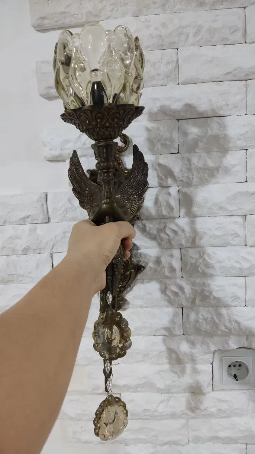 دیوارکوب برنزی|لوستر و چراغ آویز|رشت, کوی حسینی|دیوار