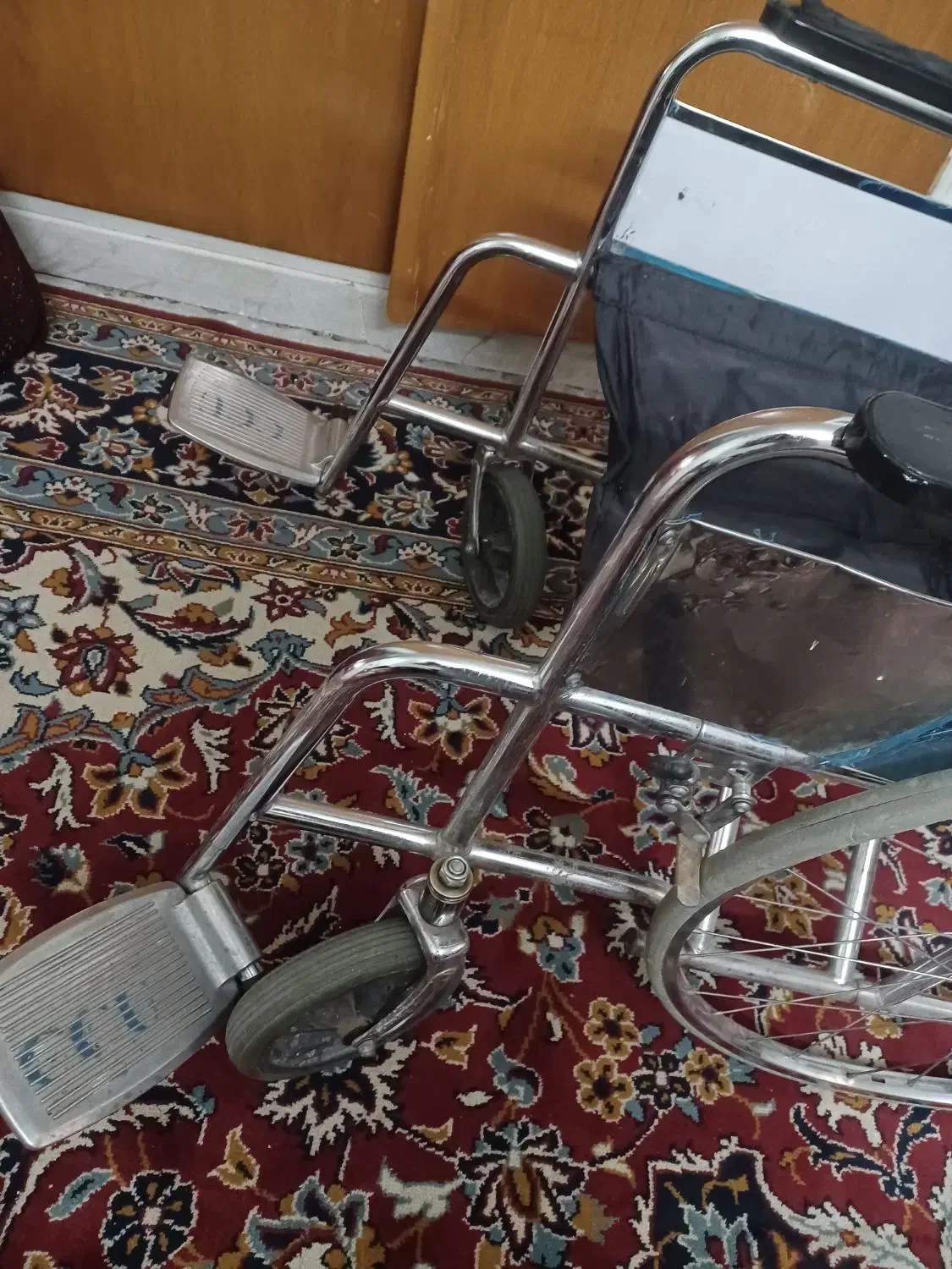 ویلچر کم کار نو فقط ۳/۵۰۰|پزشکی|سبزوار, سیادتی|دیوار