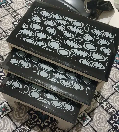 جلو مبلی و میز|مبلمان خانگی و میز عسلی|رشت, حمیدیان|دیوار