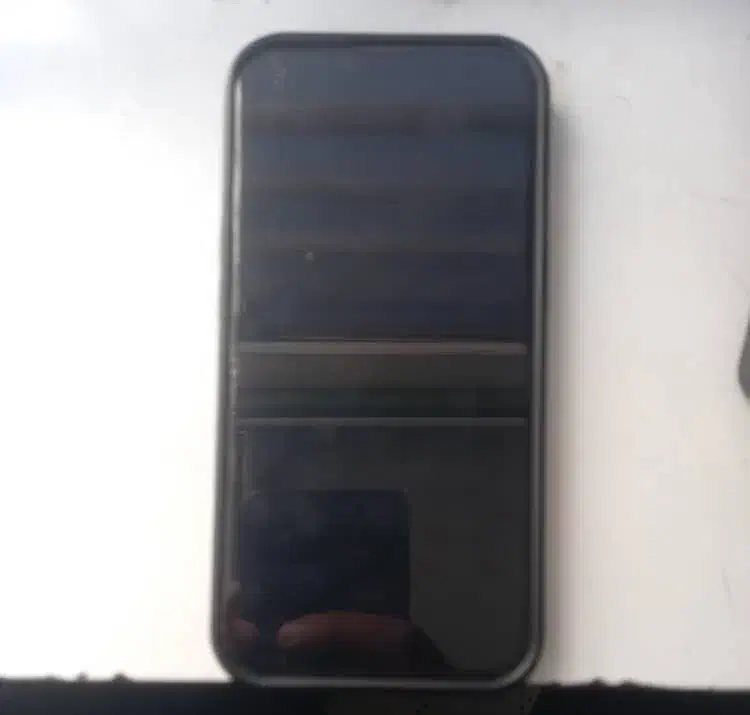 Iphone 13 normal ch|موبایل|مشهد, چهارچشمه|دیوار