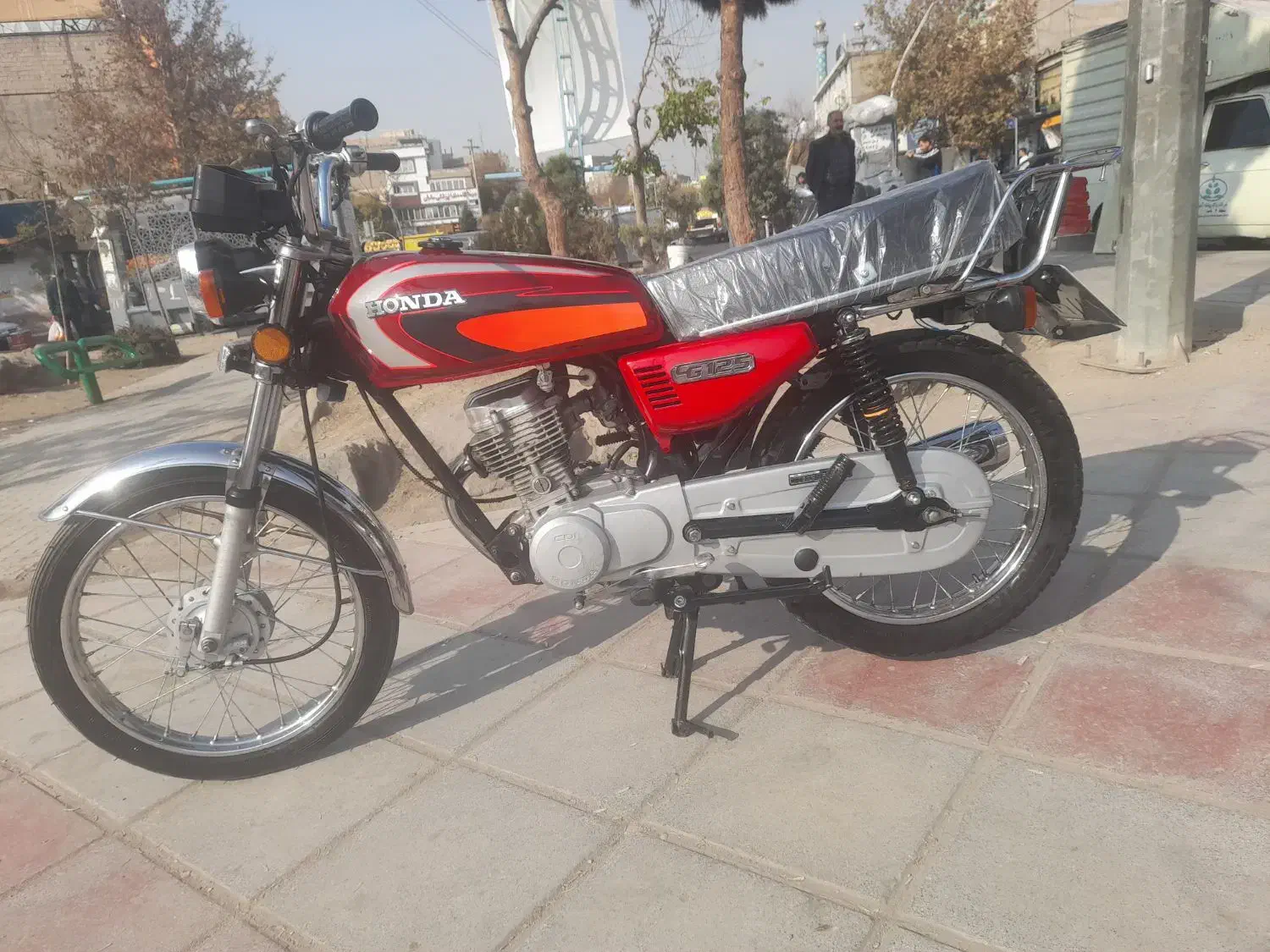 هوندا ۱۲۵ درحد مدل ۹۳|موتورسیکلت|تهران, خاک سفید|دیوار