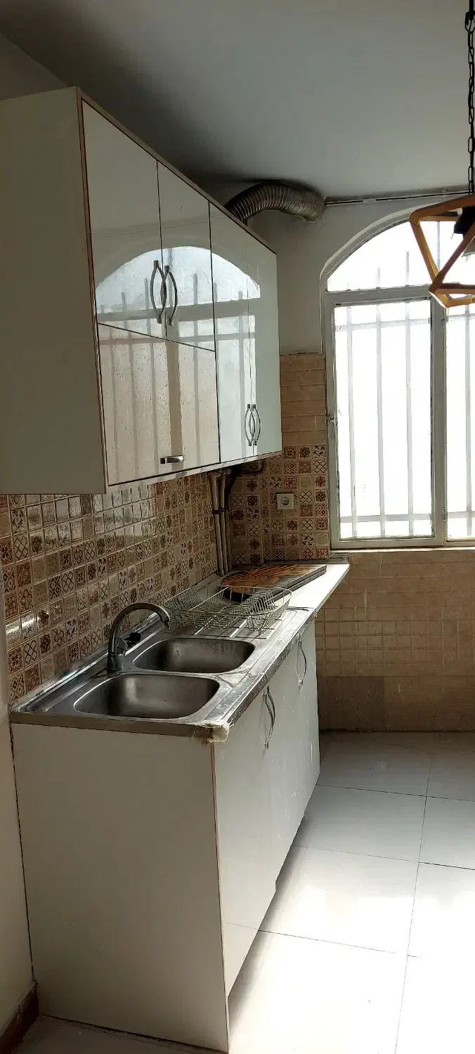 ۳۳ متر طبقه همکف تک واحد فقط با ۵۷۰ میلیون نقد|فروش آپارتمان|تهران, شیوا|دیوار