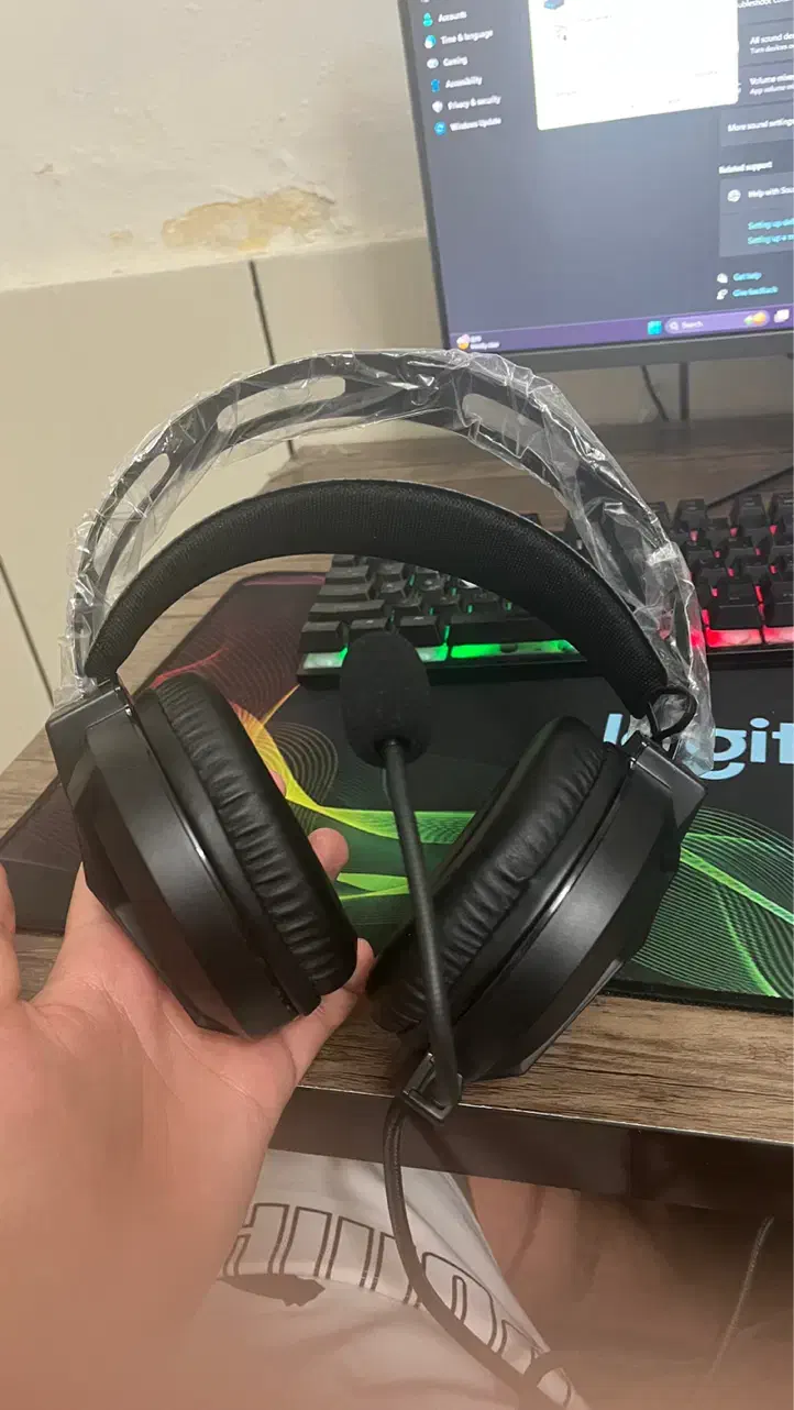 هدست اونیکاما m18 poro|قطعات و لوازم جانبی رایانه|شیراز, دارالرحمه|دیوار