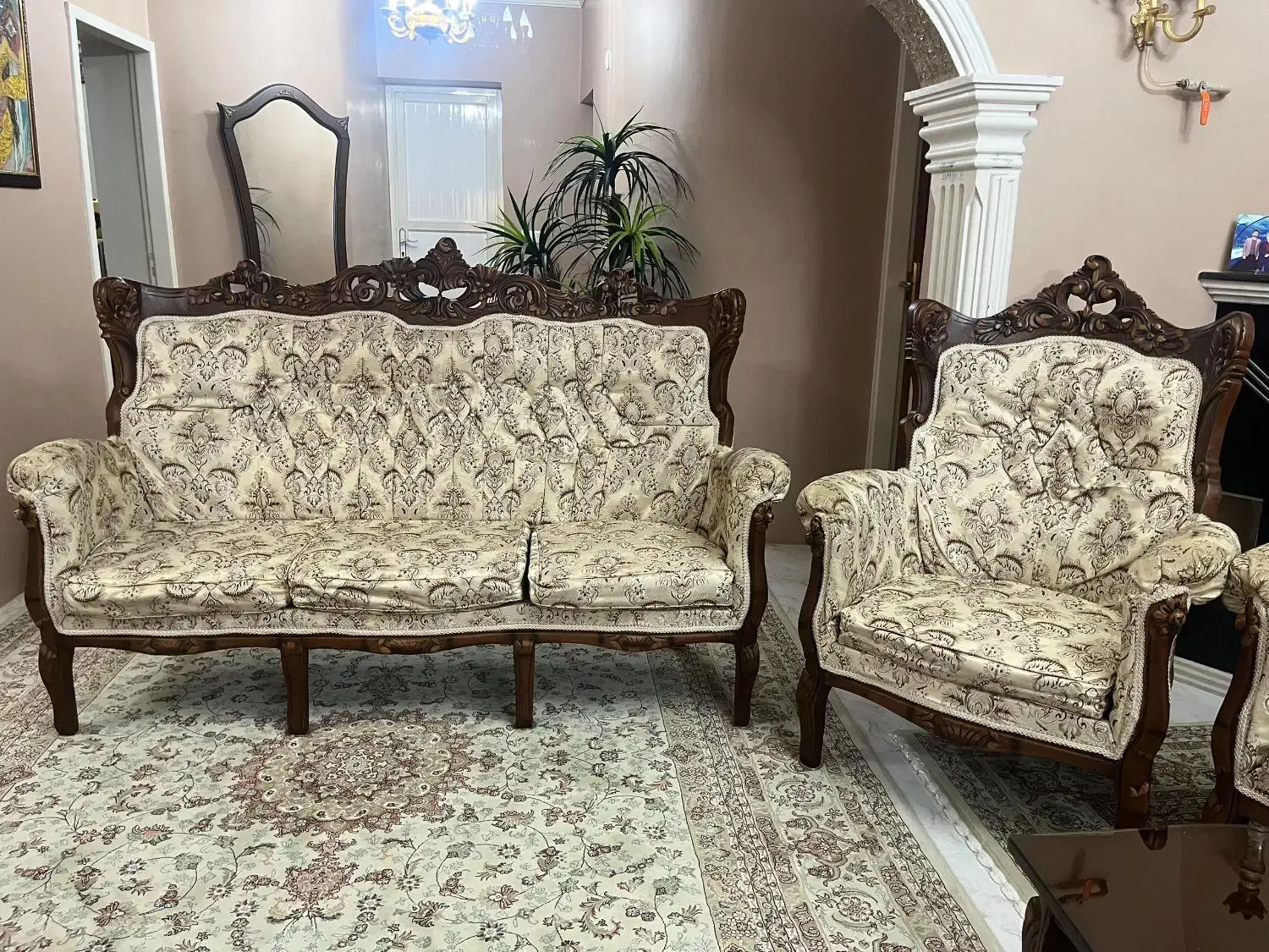 مبل و میز نهار خوری|مبلمان خانگی و میز عسلی|آستارا, |دیوار