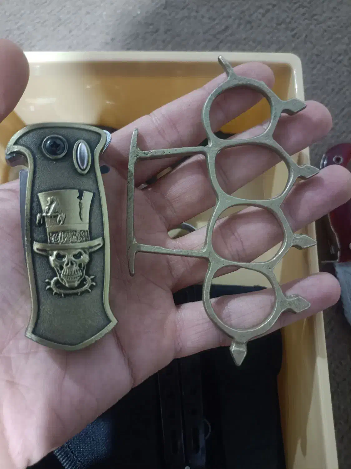 چاقو|کلکسیون اشیاء عتیقه|بندر انزلی, سید آسیه|دیوار