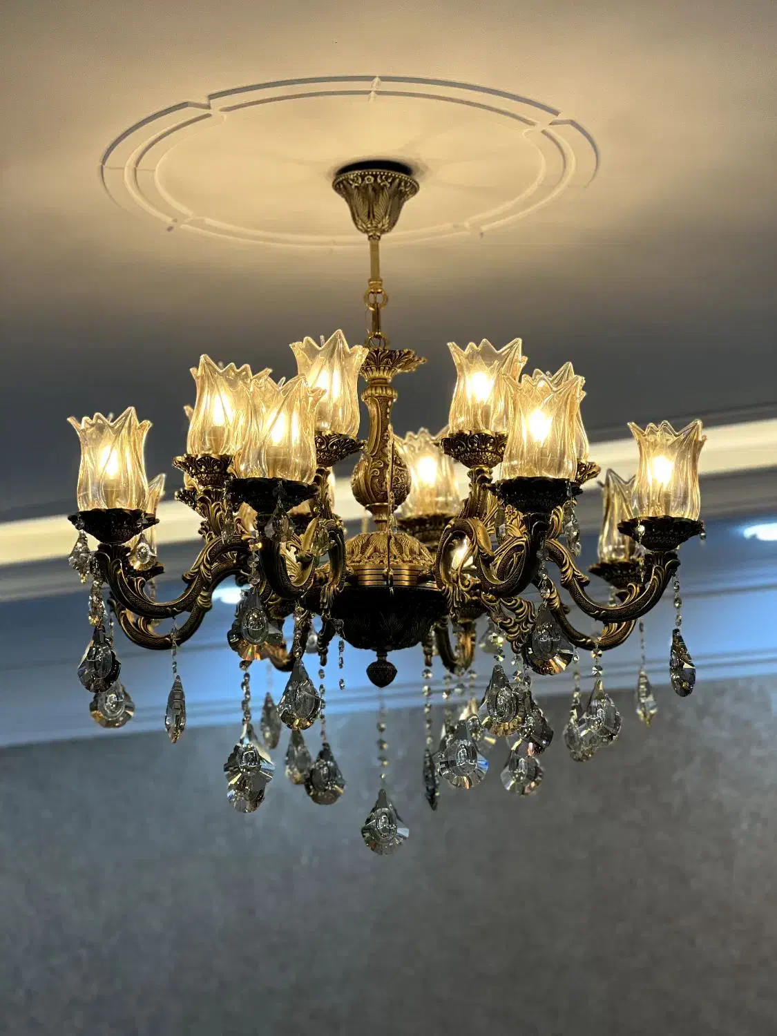 لوستر برنجی ۸شاخه و ۶ شاخه|لوستر و چراغ آویز|تهران, والفجر (افسریه)|دیوار