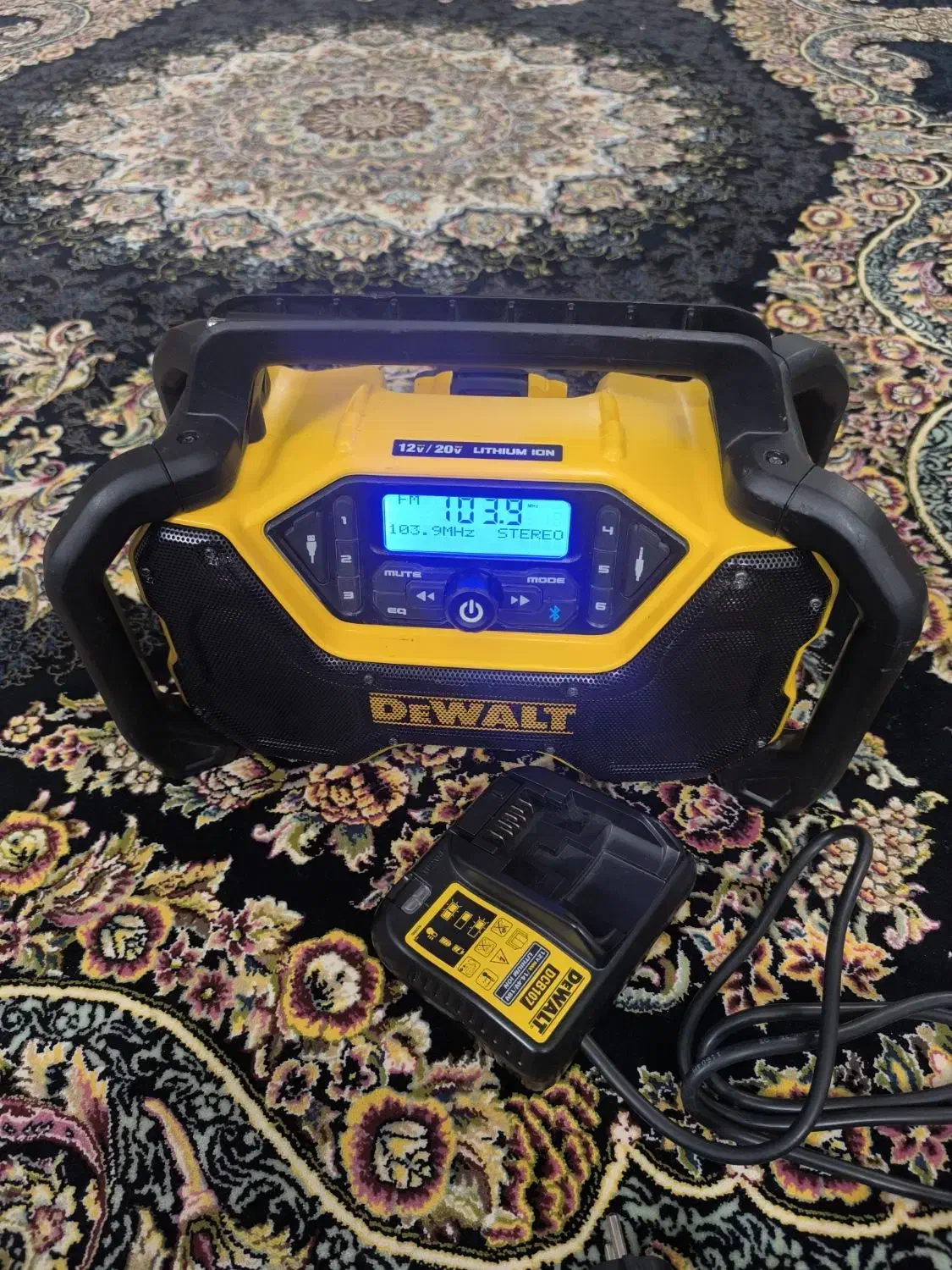 اسپیکر شارژی دیوالت|پخش‌کننده همراه|فریدون‌کنار, |دیوار