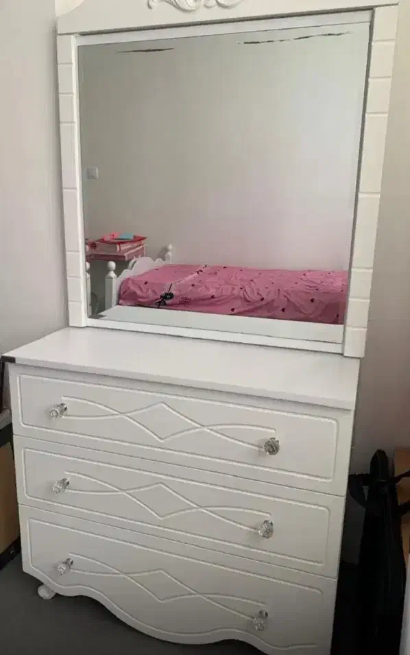 دراور در حد نو|تخت و سرویس خواب|بوشهر, |دیوار