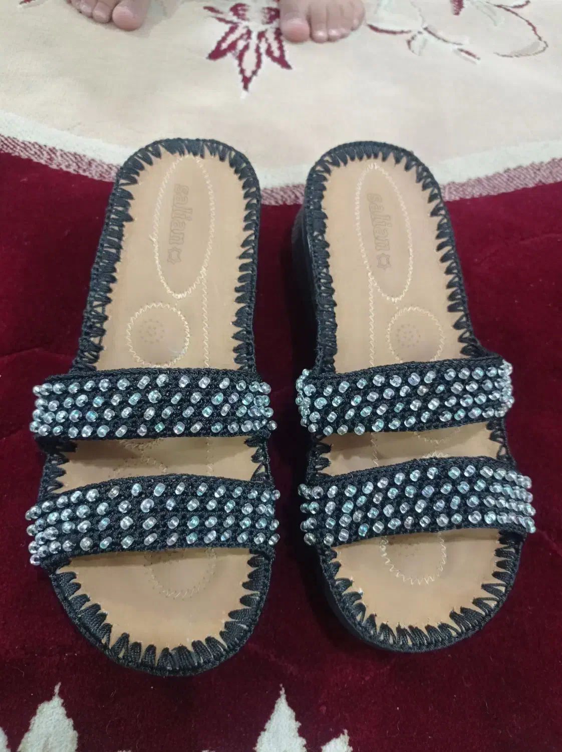 دمپازندان بافت|کفش و لباس بچه|برخوار, |دیوار