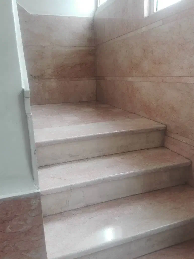 خدماتی نظافت راه پله ساختمان پارکینگ و مشاعات|خدمات نظافت|تبریز, |دیوار