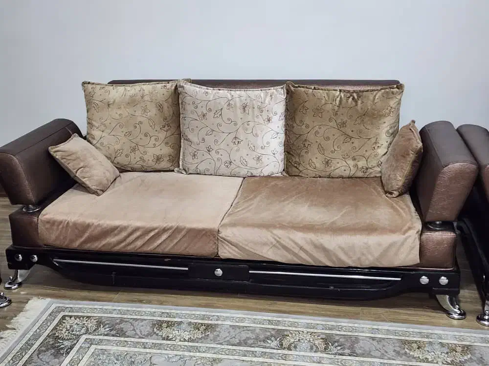 مبلمان راحتی چرم|مبلمان خانگی و میز عسلی|تهران, عباسی|دیوار