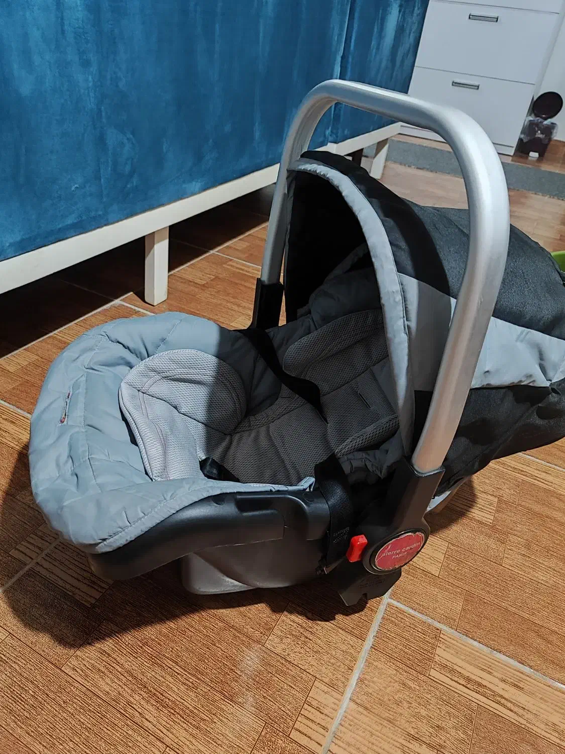 کریر چیکو (اصل)|کالسکه و لوازم جانبی|بندر انزلی, امامزاده|دیوار