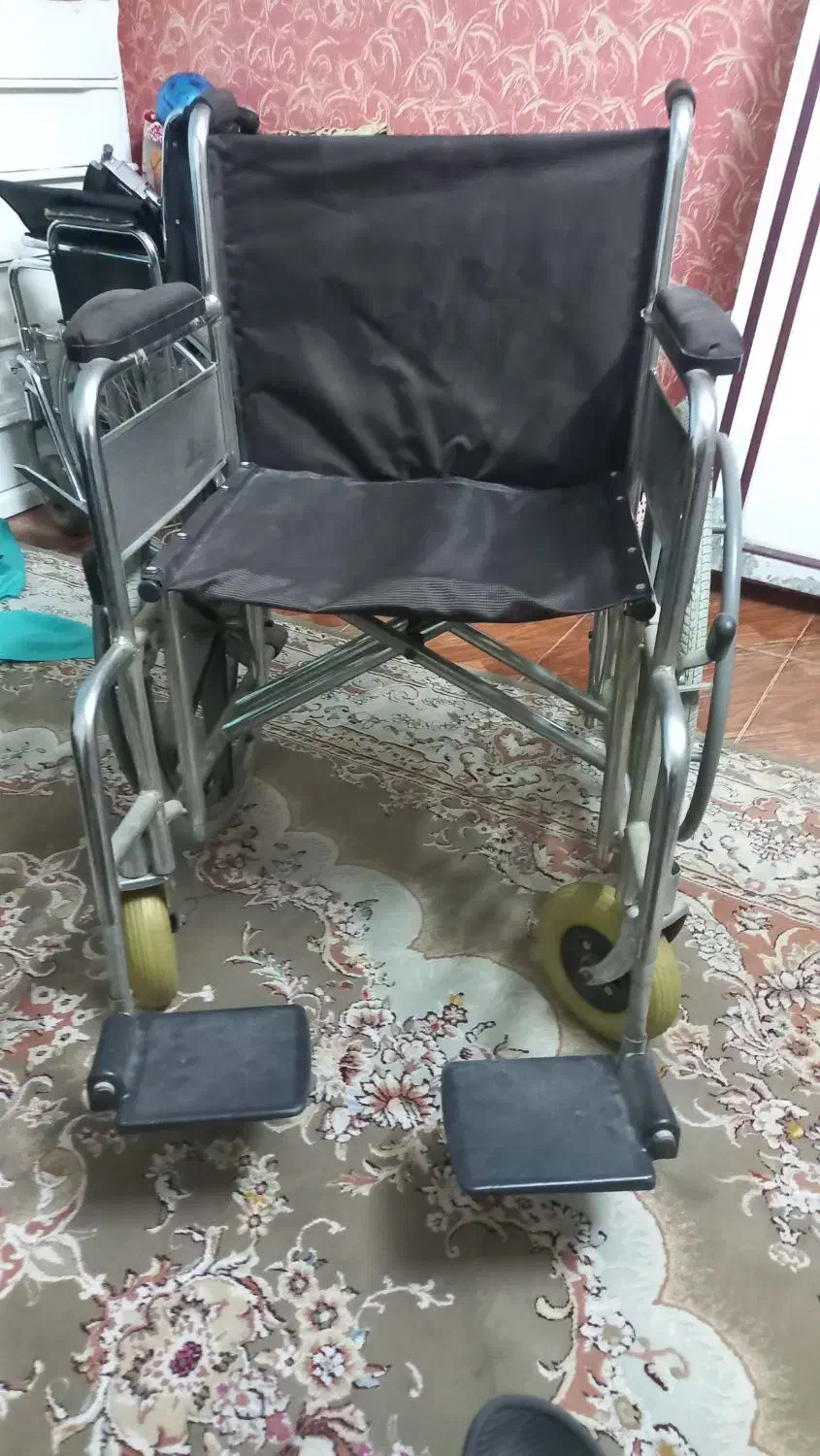 ویلچر نو|آرایشی، بهداشتی، درمانی|نسیم‌شهر, |دیوار