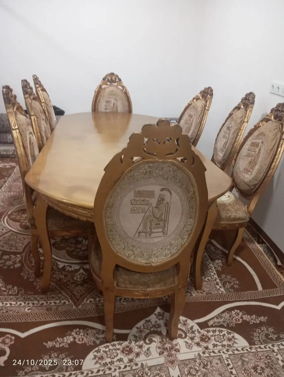 میز نهار خوری هشت نفره نو و تمیز سالم|میز و صندلی غذاخوری|ایذه, |دیوار