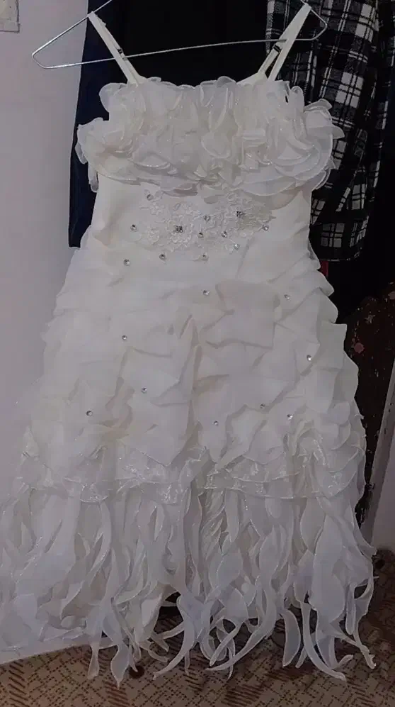 لباس عروس بچگانه|کفش و لباس بچه|کرمانشاه, |دیوار