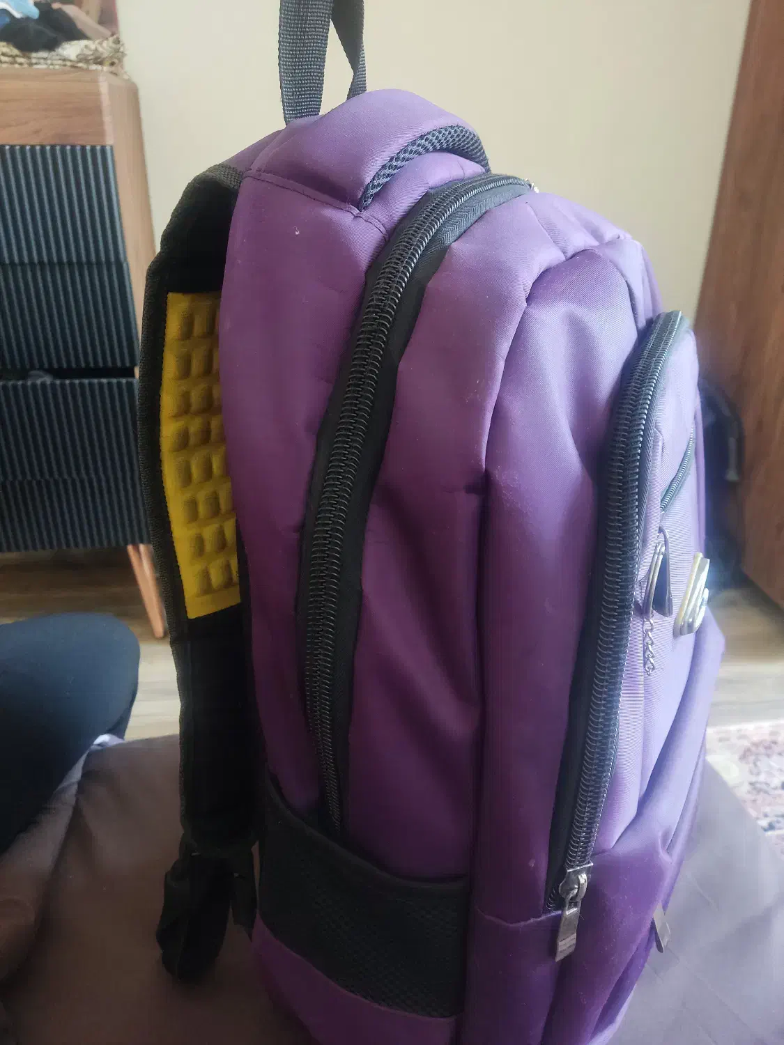 کوله مدرسه لب تابی با شارژر|کیف، کفش، کمربند|سیرجان, |دیوار