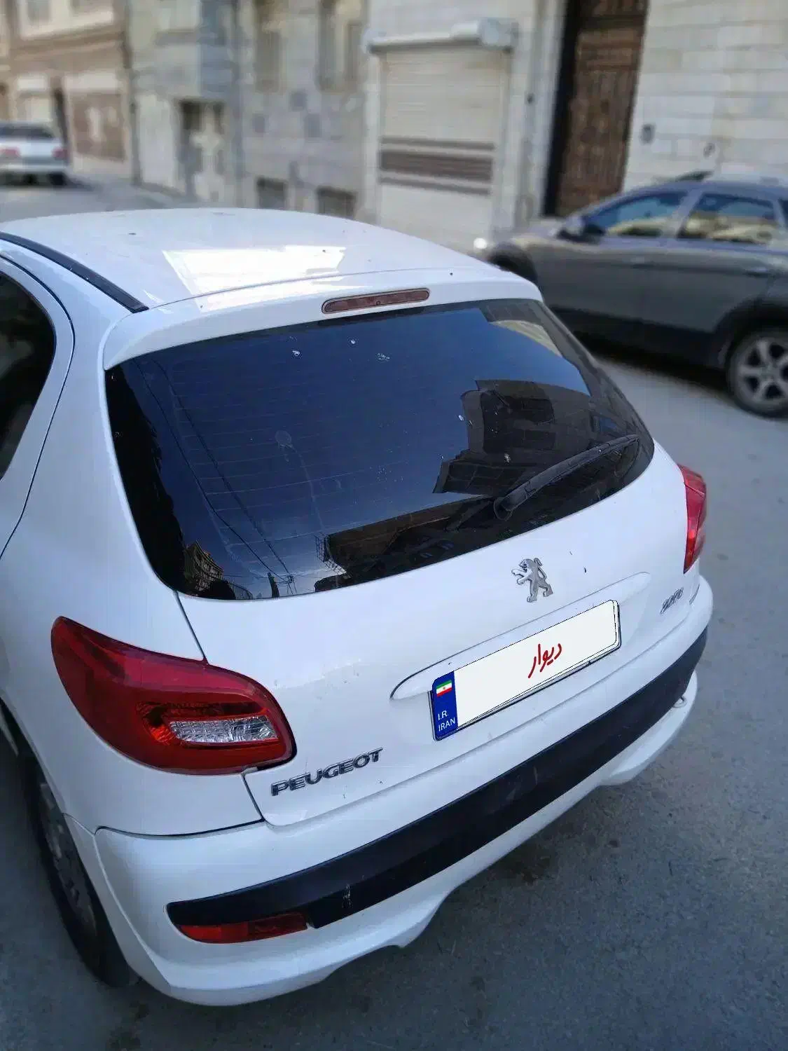 پژو ۲۰۷سالم بدون هزار تومان خرج معاوضه با نیومزدا۳|خودرو سواری و وانت|کرمانشاه, |دیوار