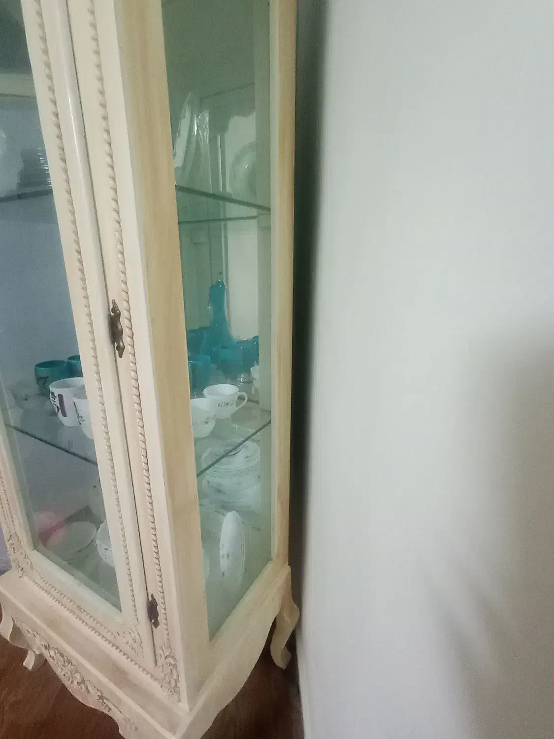 درحد نو|میز تلویزیون|نجف‌آباد, فردوسی شمالی|دیوار