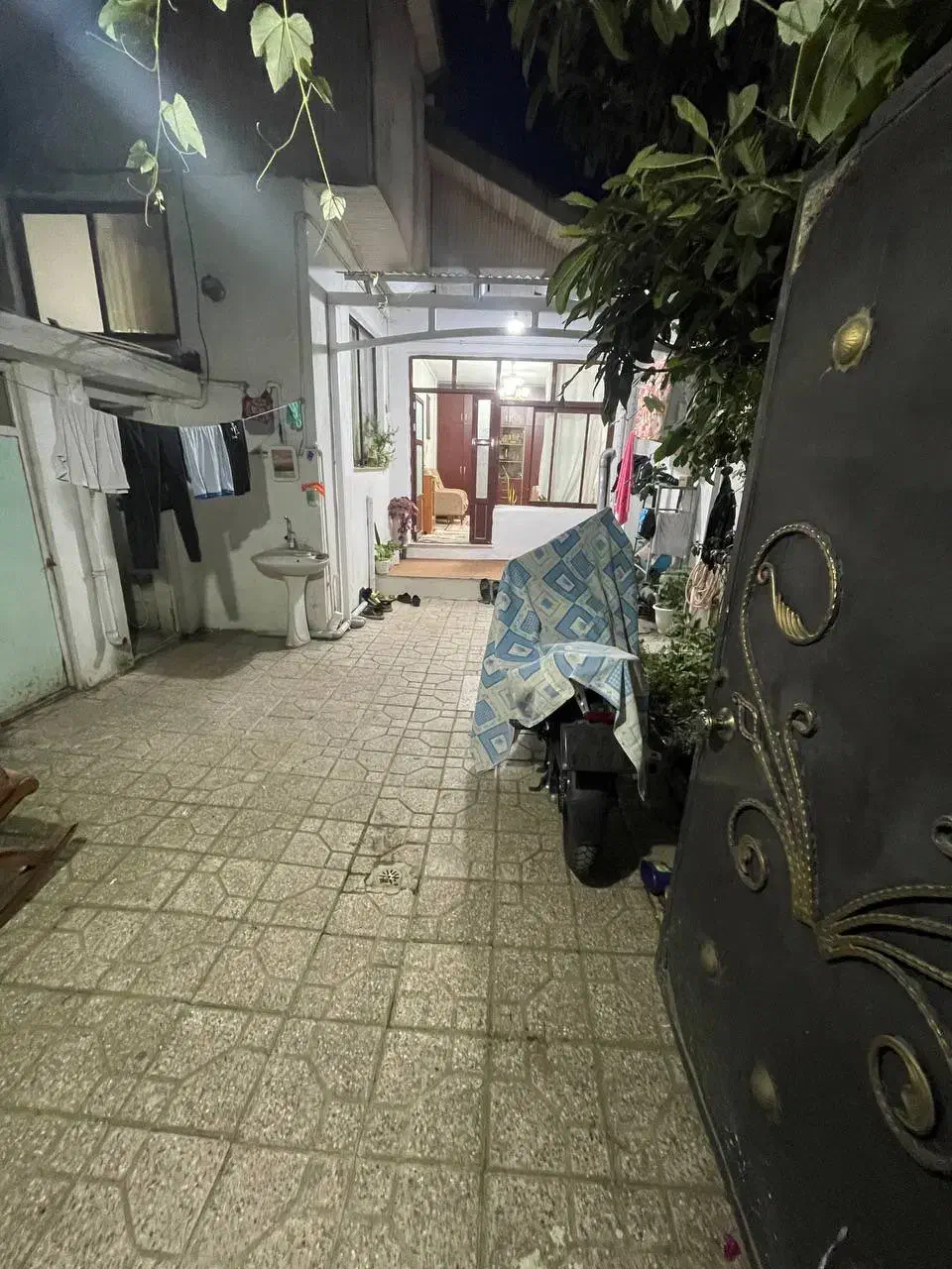 ویلایی 90متری مستقل / فلکه رازی / آسایش4|فروش خانه و ویلا|رشت, استقامت ۲|دیوار