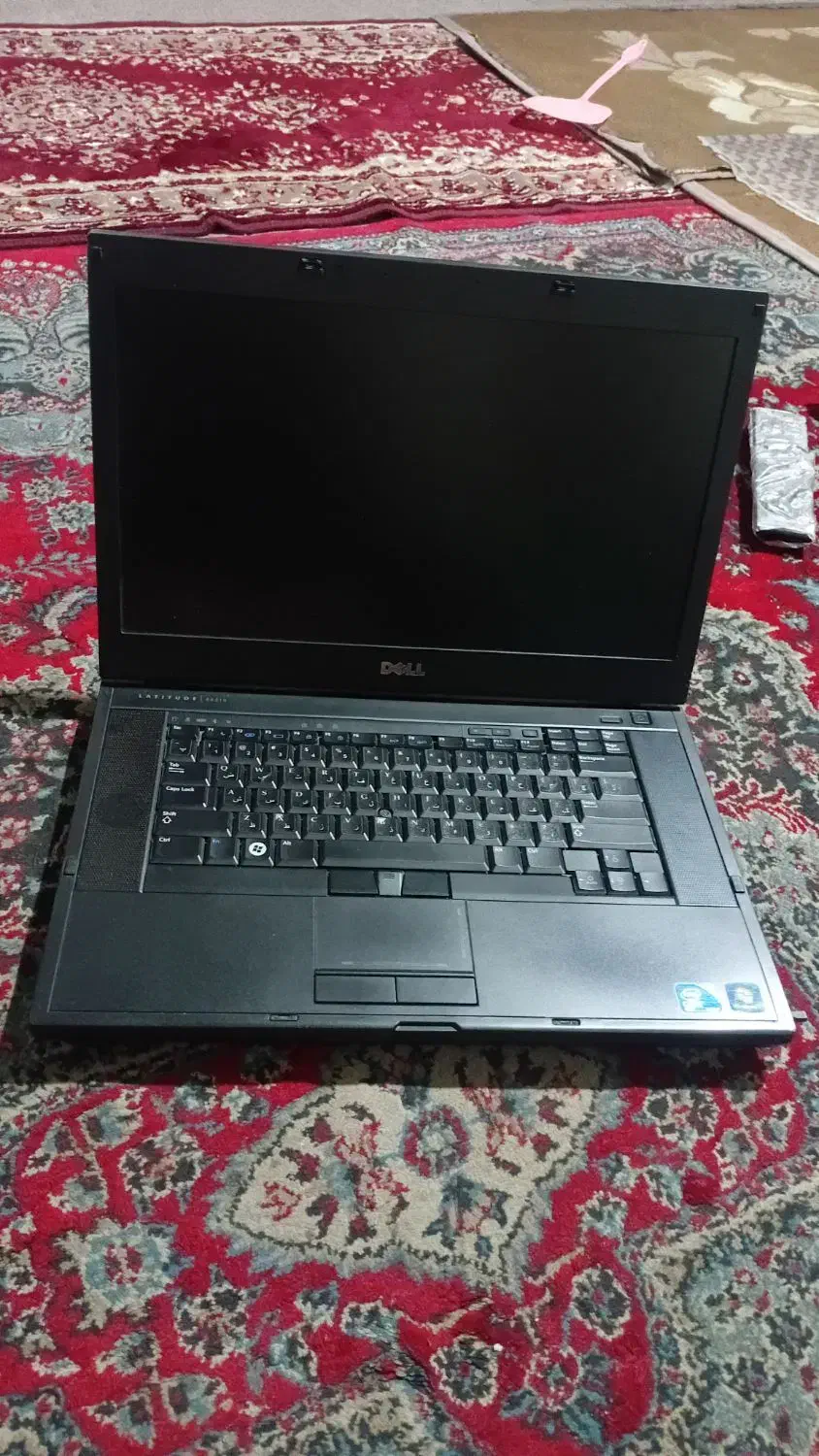 لپ‌تاپ Dell تمیز  آماده کار|رایانه همراه|فردیس, منظریه|دیوار