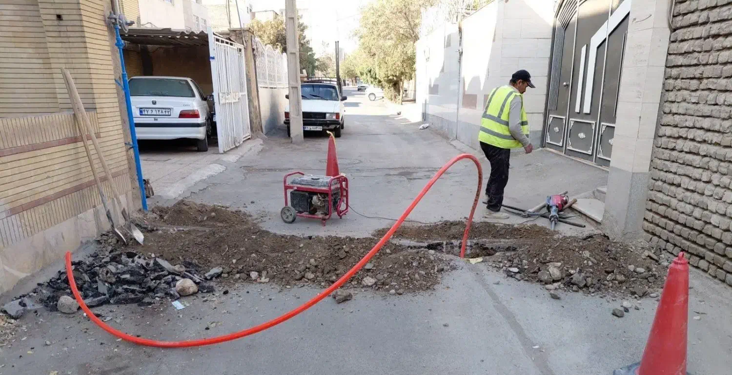 حفاری دستی کنترات مخابراتی|استخدام معماری، عمران و ساختمانی|مشهد, ولیعصر (شهرک غرب)|دیوار