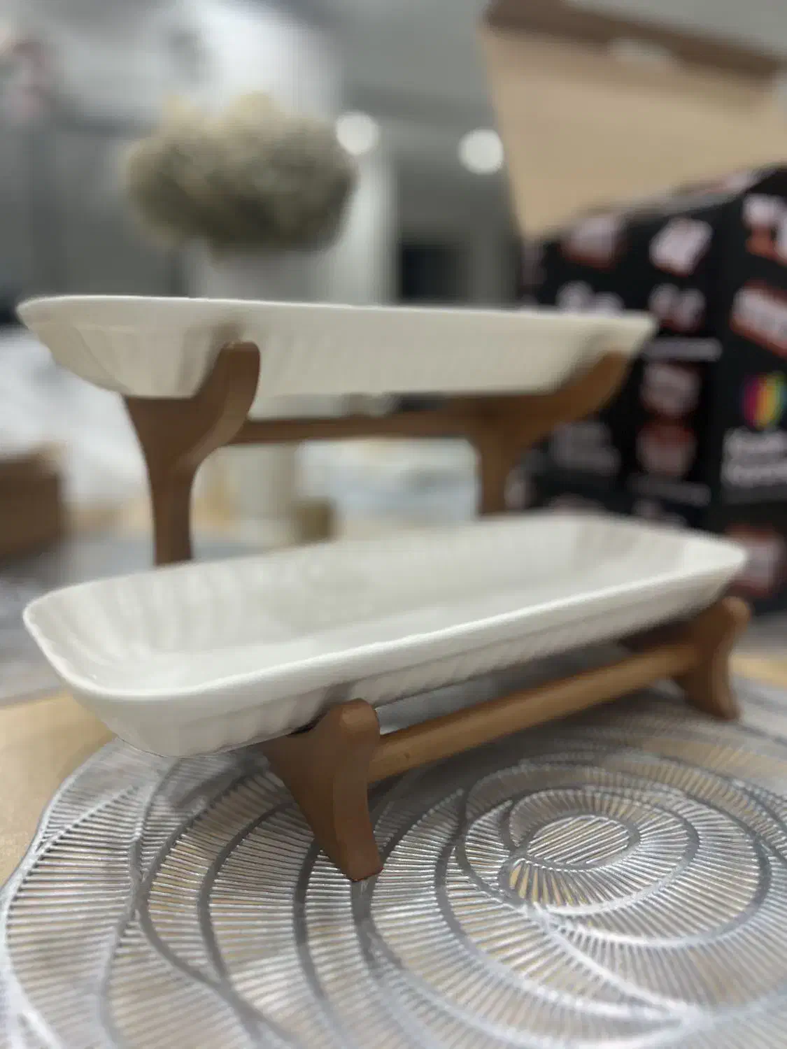 رولتخوری دو طبقه kaolin karana نو و آکبند|ظروف سرو و پذیرایی|اراک, |دیوار