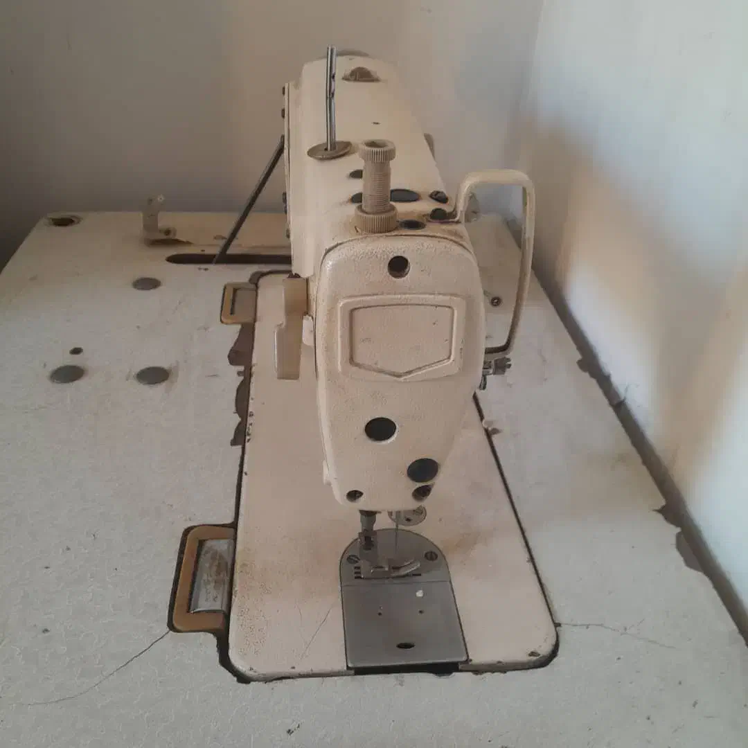 چرخ خیاطی راسته دوز|چرخ خیاطی و ریسندگی|قرچک, میرزائی جنوبی|دیوار