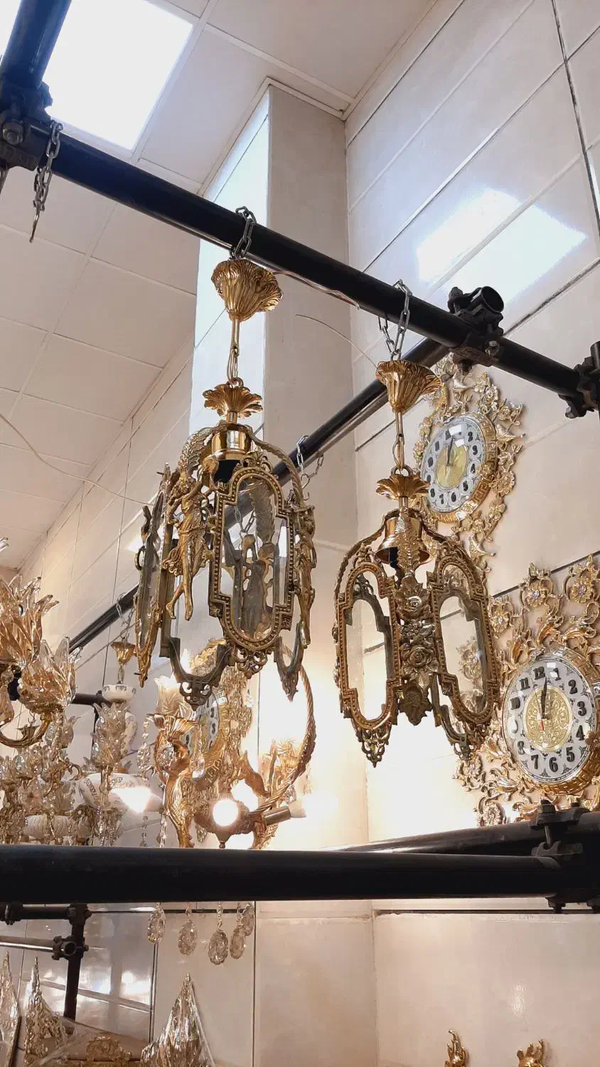 لوستر ۴گوش فانوس جدید گل رز و بانو برنز سوگلی|لوستر و چراغ آویز|زنجان, |دیوار