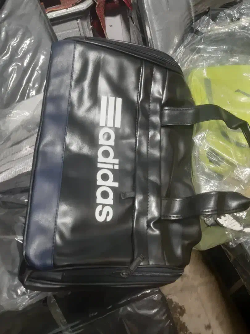 فروش ۱۰۰ عدد ساک وکیف باشگاه و کوله پشتی|کیف، کفش، کمربند|کرج, کوی امامیه|دیوار