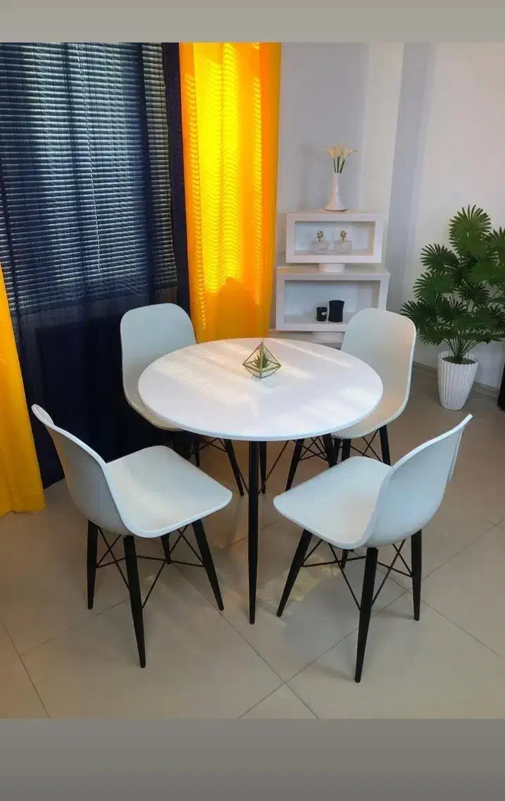 میز و صندلی چهار نفره 504 فلزی|میز و صندلی غذاخوری|قم, حنیف نژاد|دیوار