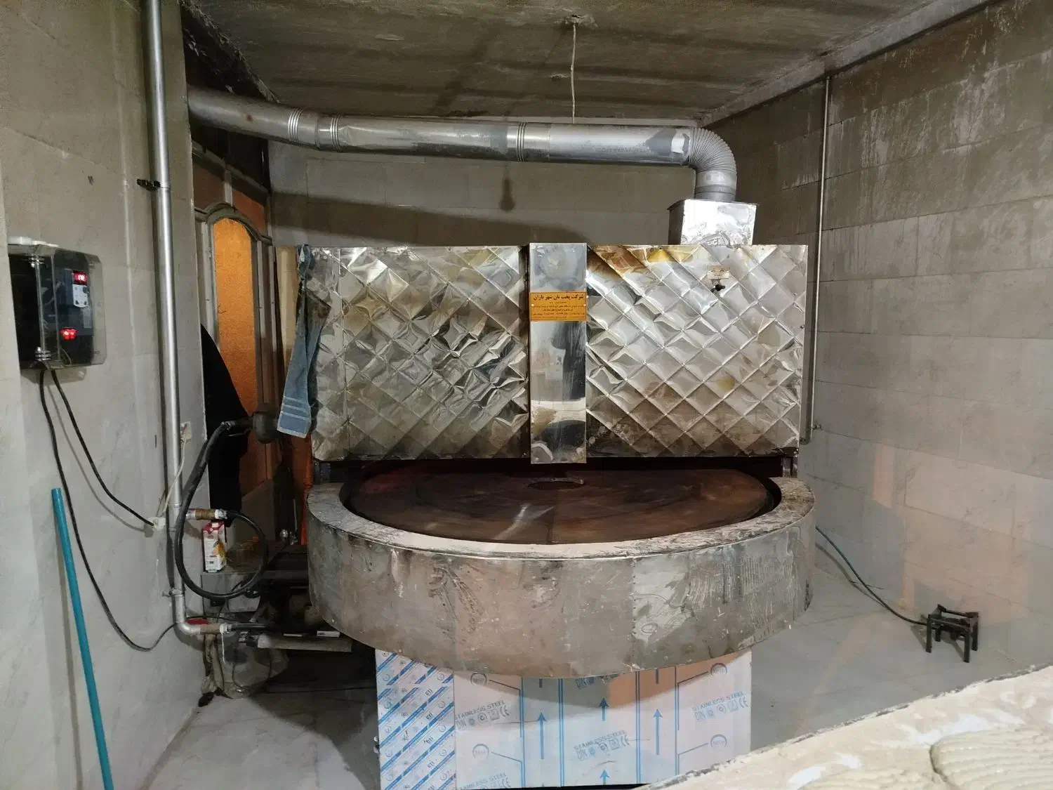 دستگاه تنور گردان نانوایی اتومات|ماشین‌آلات صنعتی|خلخال, |دیوار